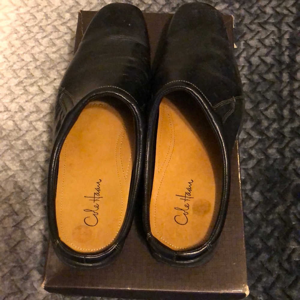 One pair of Cole Haan black shoes size 11.5